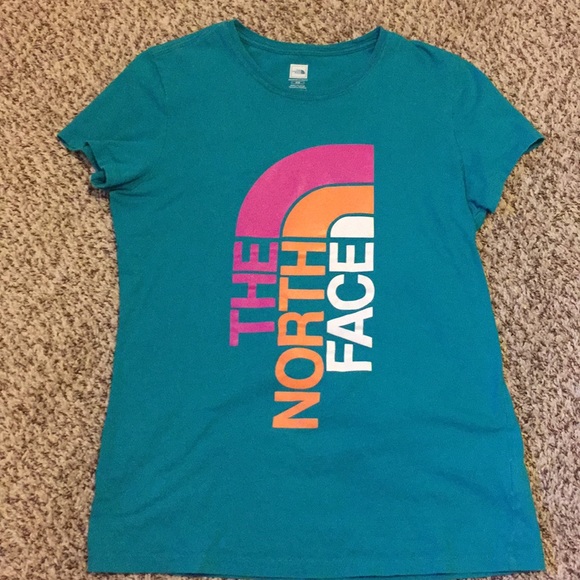Sold The North Face Shirt - Picture 2 of 4